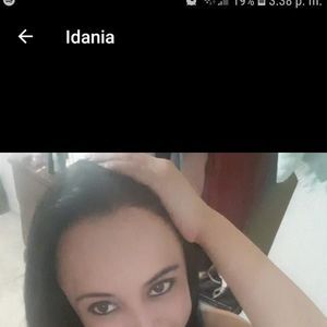 Meet your Posher, Idania